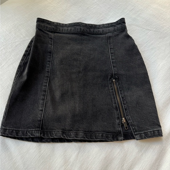 Free People Mini Black Denim Skirt - Picture 1 of 3